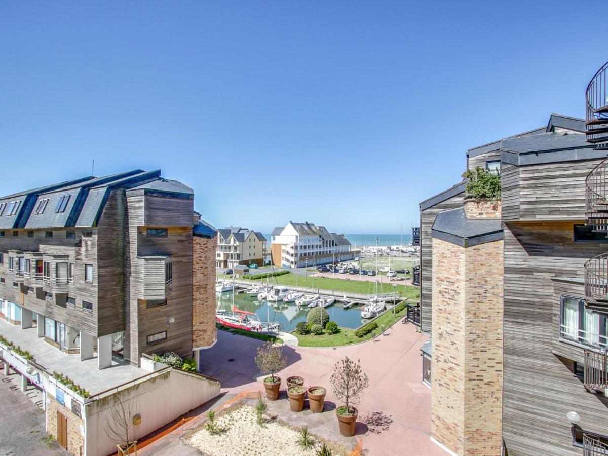 Studio Les Marinas-9 By Interhome Довиль Экстерьер фото